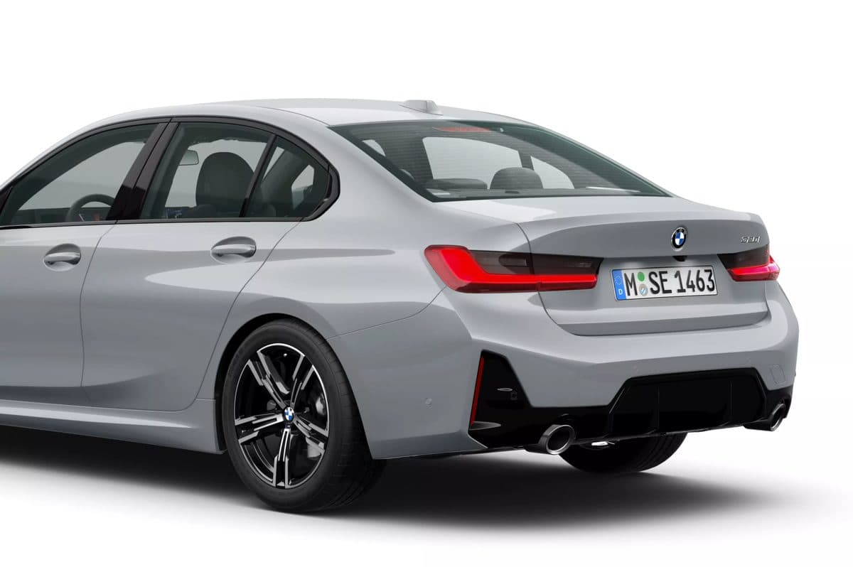 BMW 3 Series tampak detail eksterior