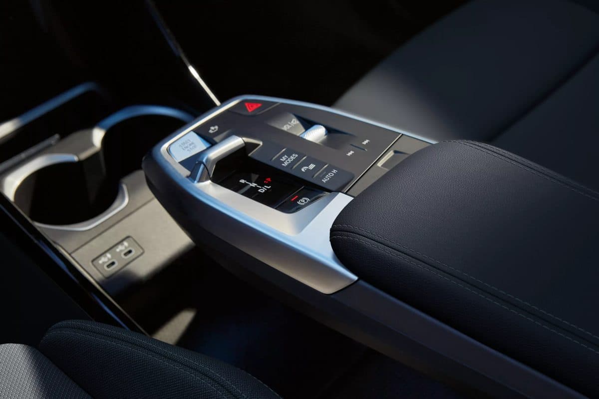 Interior dan dashboard BMW X1